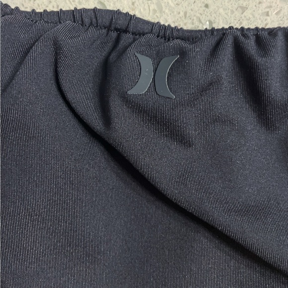 Hurley Bikini Bottom Standard Slider Tie Side Cheeky Women’s M Black EUC - Picture 9 of 12